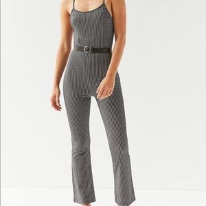 ✖️ URBAN OUTFITTERS GINGHAM BODYCON JUMPSUIT ✖️